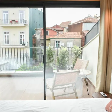 Charmosa Penthouse 2 Quartos - Batalha - - N