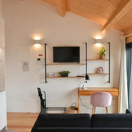 Charmosa Penthouse 2 Quartos - Batalha - - N