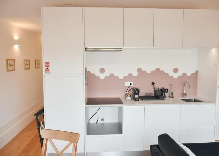 Charmosa Penthouse 2 Quartos - Batalha - - N Διαμέρισμα