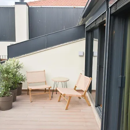 Charmosa Penthouse 2 Quartos - Batalha - - N * Oporto