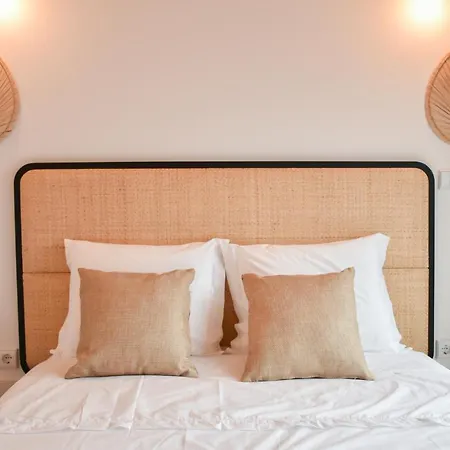 Charmosa Penthouse 2 Quartos - Batalha - - N *