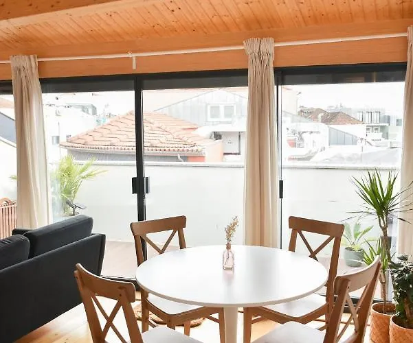 Charmosa Penthouse 2 Quartos - Batalha - - N Порту