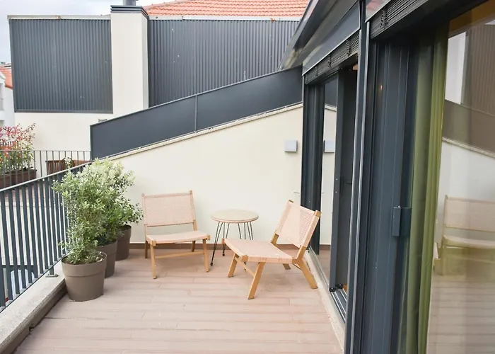 Charmosa Penthouse 2 Quartos - Batalha - - N * פורטו